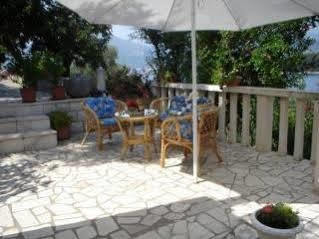 Apartments Tereza Donje Celo Exterior foto